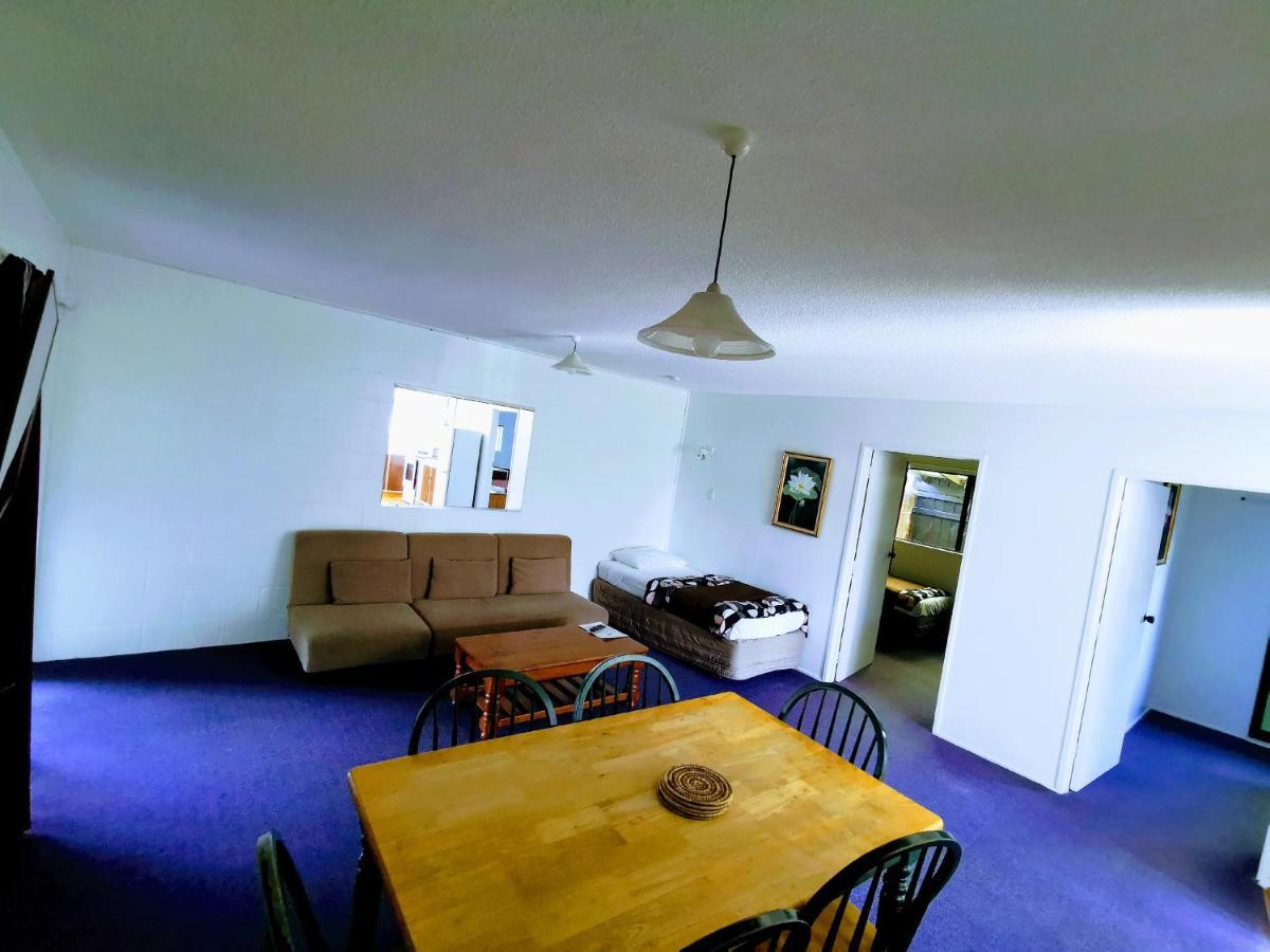 Gibson Court Motel Роторуа Екстер'єр фото