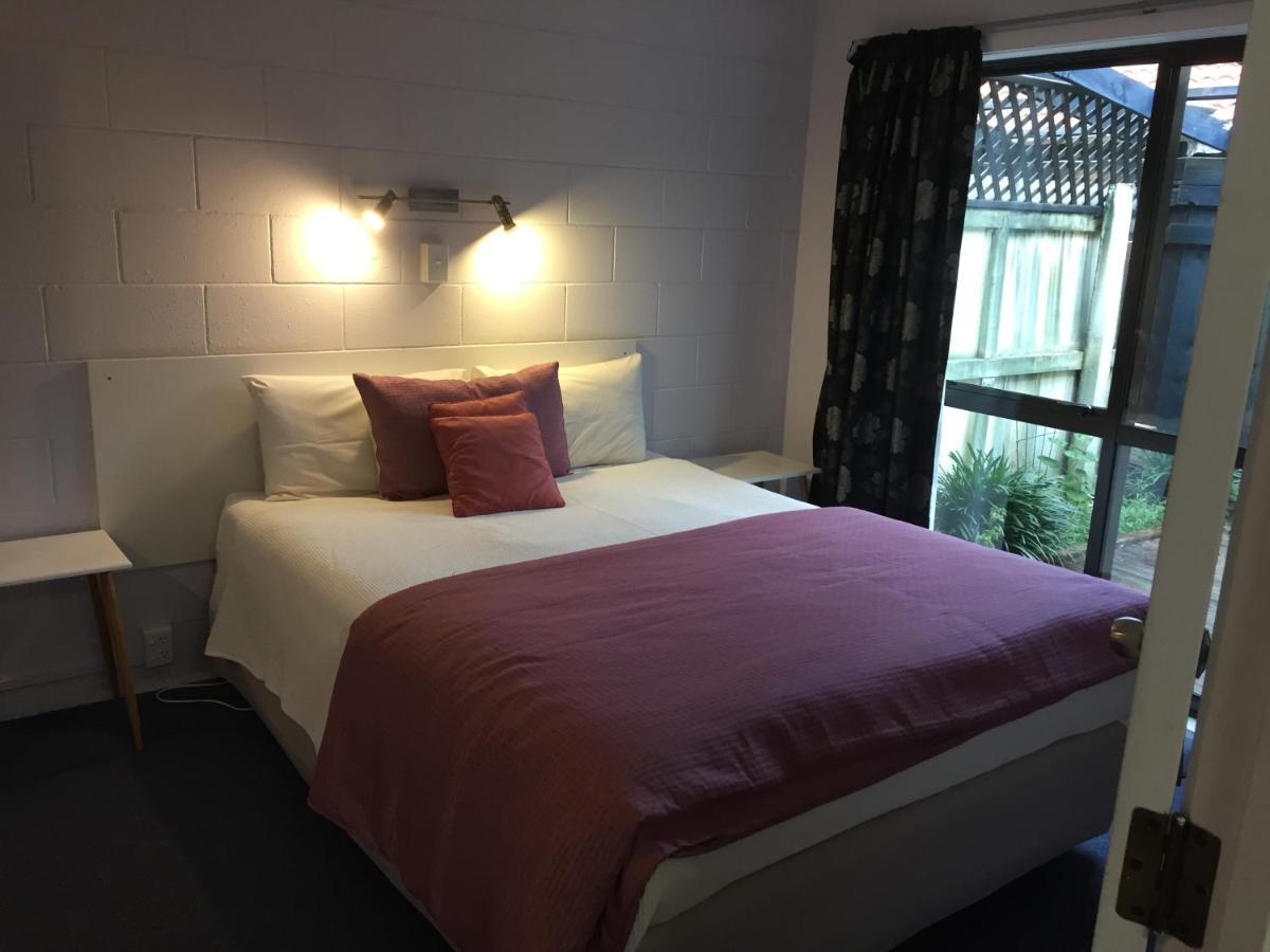 Gibson Court Motel Роторуа Екстер'єр фото