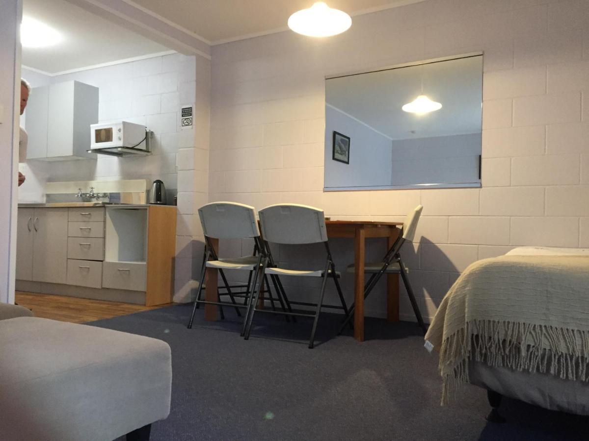 Gibson Court Motel Роторуа Екстер'єр фото